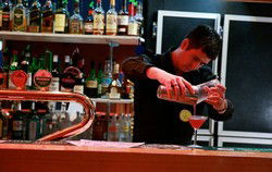 Alexanders Restaurant - Lord Forrest Hotel - Accommodation Rockhampton 2