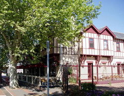 Flanagans Border Inn Hotel - Accommodation Rockhampton 3