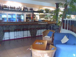 Clifton Capers Bar & Grill - Accommodation Rockhampton 3