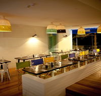 Deck Bar and Dining - Accommodation Rockhampton