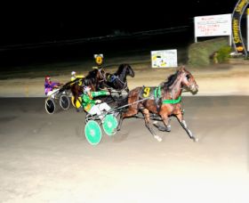 Bathurst Harness Racing Club - Accommodation Rockhampton 0
