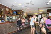 Corroboree Park Tavern - Accommodation Rockhampton 1