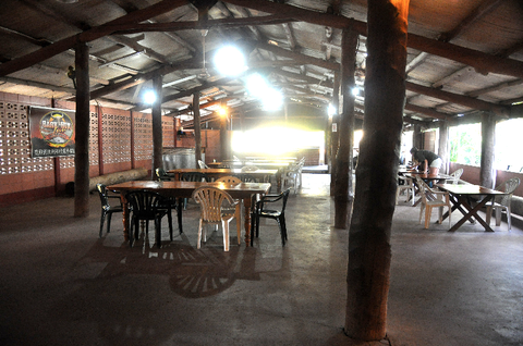 The Bark Hut Inn - Accommodation Rockhampton 3