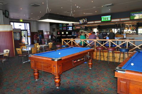Westbrook Tavern - Accommodation Rockhampton 3