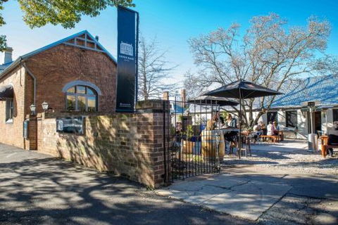 Union Bank Wine Bar - Accommodation Rockhampton 7