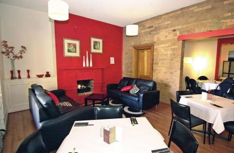 The Whistle Stop Tavern - Accommodation Rockhampton 0