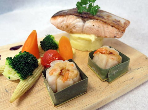 C.ex Coffs–The Brasserie - Accommodation Rockhampton 0