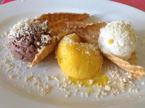 Galleons Restaurant - Accommodation Rockhampton 3