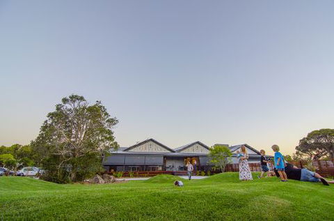The Sun Bistro - Accommodation Rockhampton 0