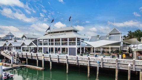 Hemingway's Brewery Port Douglas - Accommodation Rockhampton 1
