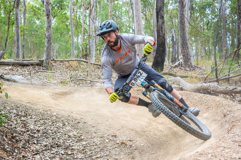 Fox Superflow Sealed By Stan's Race | Ipswich - Accommodation Rockhampton 1
