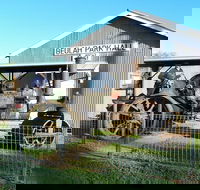 Eulah Creek Antique and Machinery Day - Accommodation Rockhampton