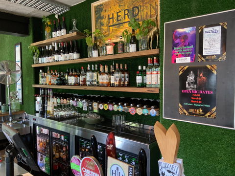 Open Mic At Herd Bar And Grill - Accommodation Rockhampton 0