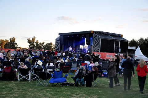 Riverfest Food, Wine And Music Festival - Accommodation Rockhampton 1