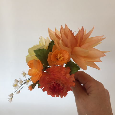 Wafer Paper Flower Class: Autumn Flowers - Accommodation Rockhampton 0