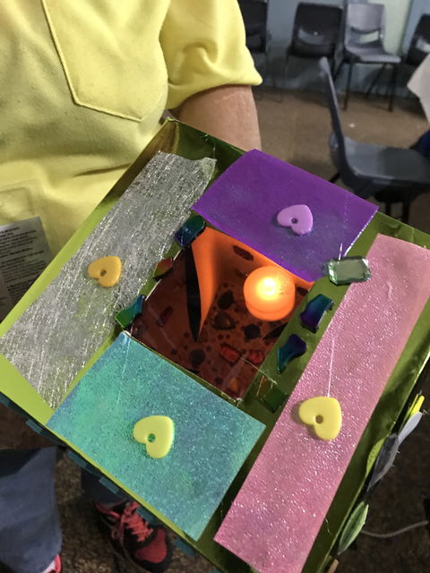 Online Live Streaming Class: Inclusive Arts - Make A Peep-hole Mystery World - Accommodation Rockhampton 0
