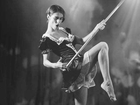 The Night Cap Dinner Show - Accommodation Rockhampton 1