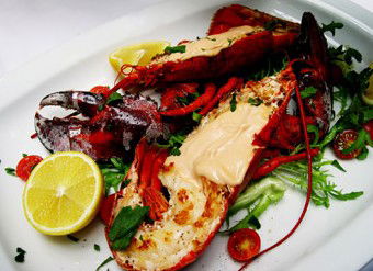 The Lighthouse Seafood Restaurant & Bar - Accommodation Rockhampton 0