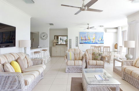 Macquarie Lodge Apartments - Accommodation Rockhampton 6