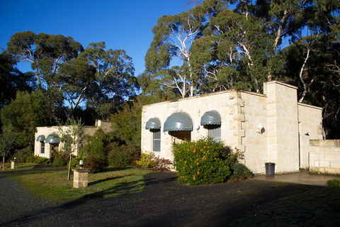 Marwood Villas - Accommodation Rockhampton 1