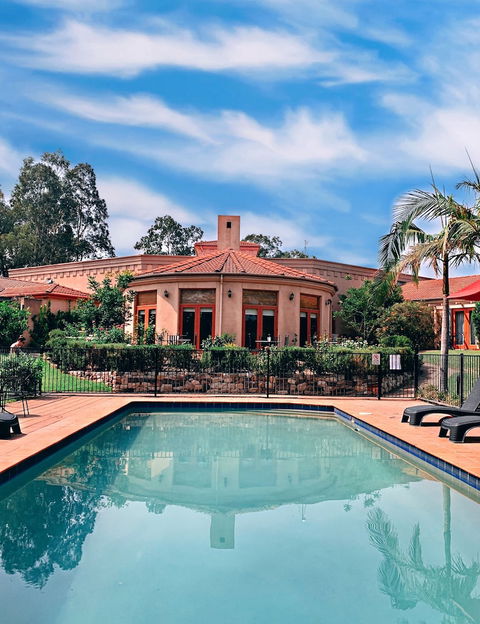 Estate Tuscany - Accommodation Rockhampton 2
