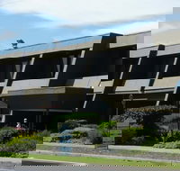 Frankston International - Accommodation Rockhampton
