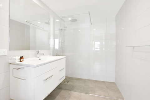 Lennox Beach Resort - Accommodation Rockhampton 4