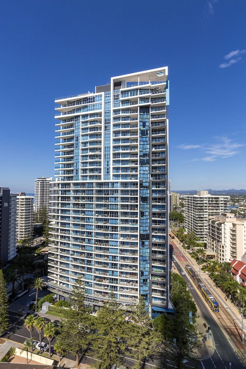 Artique Surfers Paradise - Accommodation Rockhampton 1