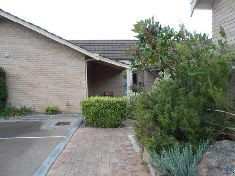 Augusta's Georgiana Molloy Motel - Accommodation Rockhampton 1