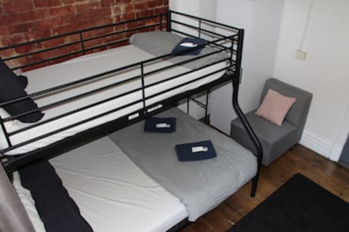 Melbourne VIC Accommodation Rockhampton