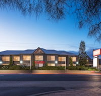 Bellevue on the Lakes - Accommodation Rockhampton