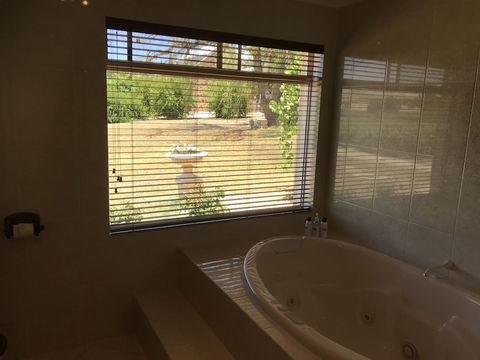 Barossa Shiraz Estate - Accommodation Rockhampton 2