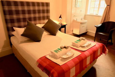 Grand Hotel - Accommodation Rockhampton 2