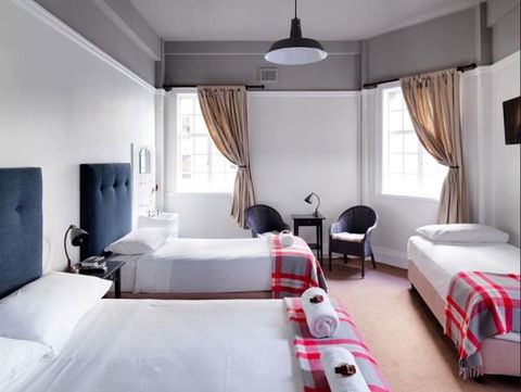 Grand Hotel - Accommodation Rockhampton 3