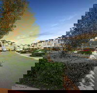 Quest Sanctuary Lakes - Accommodation Rockhampton
