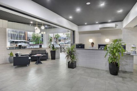 The Metropolitan Springhill - Accommodation Rockhampton 0