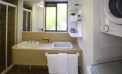 Ocean Breeze Resort - Accommodation Rockhampton 3