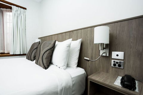 Bay Hotel Apartments - Accommodation Rockhampton 4