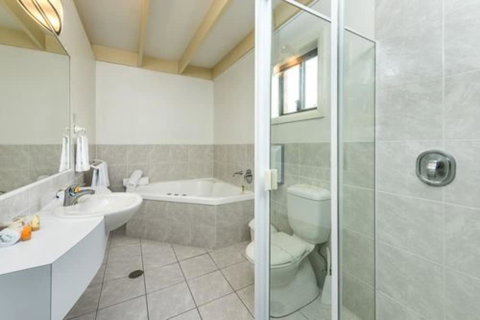 Sundown Villas - Accommodation Rockhampton 6