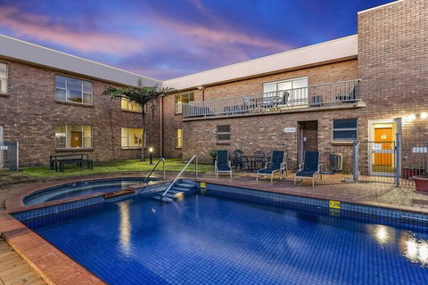 Southgate Motel - Accommodation Rockhampton 2