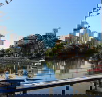 Surfers Riverside Apartments - Accommodation Rockhampton