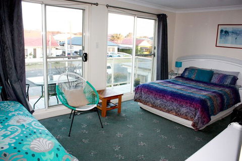 Lake Illawarra B&B - Accommodation Rockhampton 6
