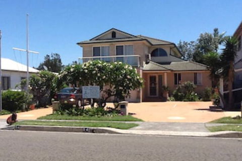Lake Illawarra B&B - Accommodation Rockhampton 0