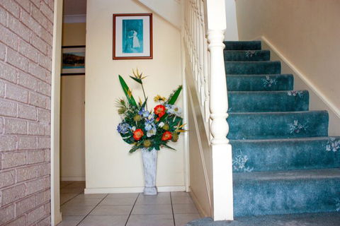 Lake Illawarra B&B - Accommodation Rockhampton 3