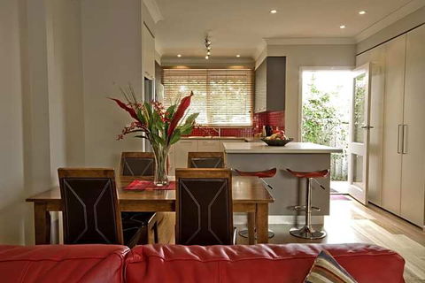 Boutique Stays Sandyside 2 - Accommodation Rockhampton 0