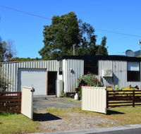 Tullah Full House - Accommodation Rockhampton