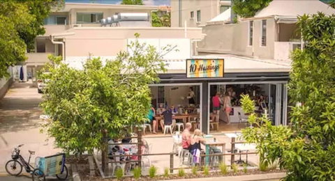 10 Hastings Street Boutique Motel & Cafe - Accommodation Rockhampton 0