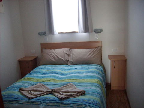 Jackos Holiday Cabins - Accommodation Rockhampton 6