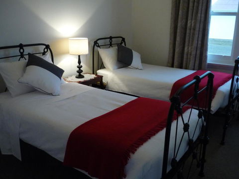 Little Sunnyside Accommodation - Accommodation Rockhampton 6