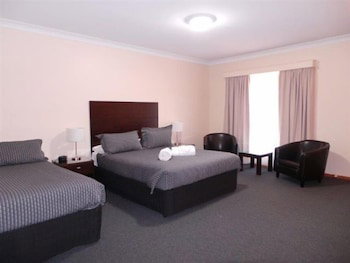 Gateway Motor Inn - Accommodation Rockhampton 5